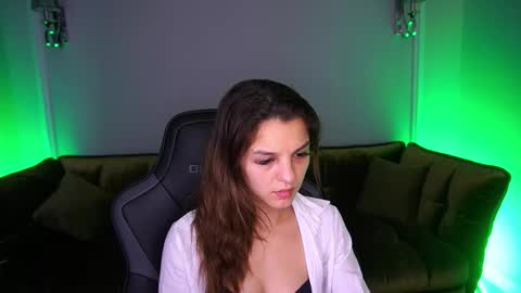 Anita online show from 7, 11, 2025