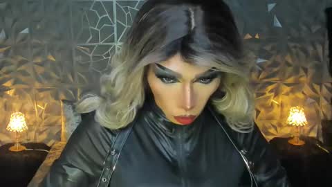 Snapshot of anitacruisze chatting on 10, 1, 2025 Miss Ann online show from 10, 1, 2025