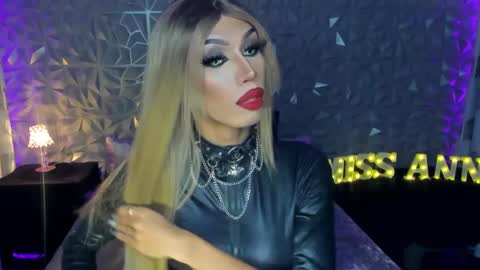 Snapshot of anitacruisze chatting on 17, 1, 2025 Miss Ann online show from 17, 1, 2025