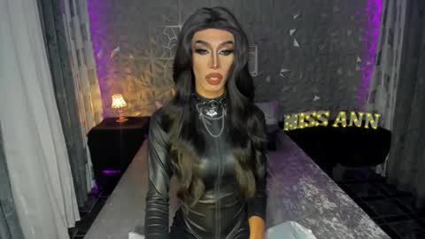 Snapshot of anitacruisze chatting on 19, 1, 2025 Miss Ann online show from 19, 1, 2025