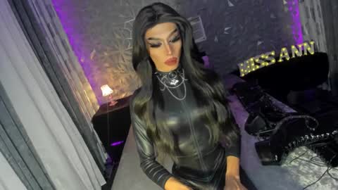 Snapshot of anitacruisze chatting on 19, 1, 2025 Miss Ann online show from 19, 1, 2025