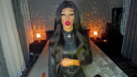 Snapshot of anitacruisze chatting on 27, 1, 2025 Miss Ann online show from 27, 1, 2025