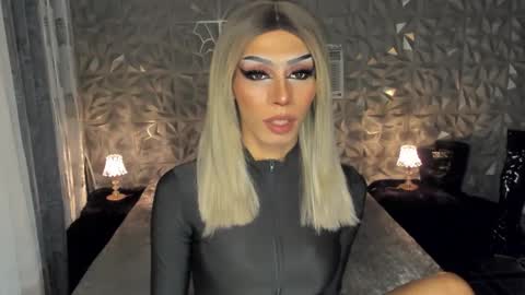 Snapshot of anitacruisze chatting on 22, 2, 2025 Miss Ann online show from 22, 2, 2025