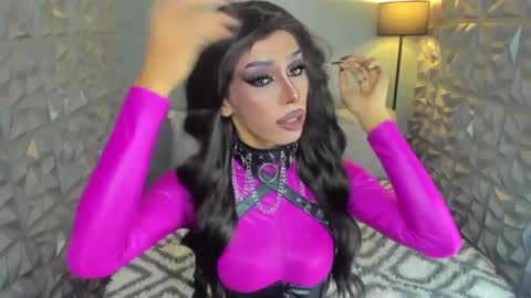 Snapshot of anitacruisze chatting on 7, 3, 2025 Miss Ann online show from 7, 3, 2025