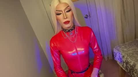 Snapshot of anitacruisze chatting on 9, 9, 2025 Miss Ann online show from 9, 9, 2025