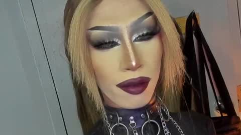 Snapshot of anitacruisze chatting on 20, 9, 2025 Miss Ann online show from 20, 9, 2025