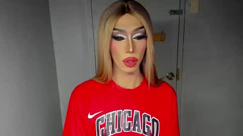 Snapshot of anitacruisze chatting on 25, 9, 2025 Miss Ann online show from 25, 9, 2025