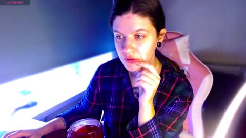 Ann online show from 6, 1, 2025