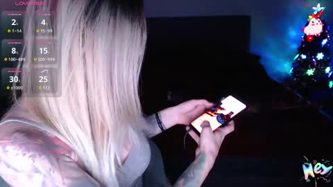 Snapshot of anna_ana chatting on 7, 12, 2024 Anadirectgirl online show from 7, 12, 2024