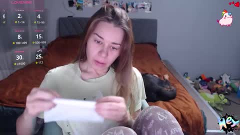 Snapshot of anna_ana chatting on 12, 10, 2025 Anadirectgirl online show from 12, 10, 2025