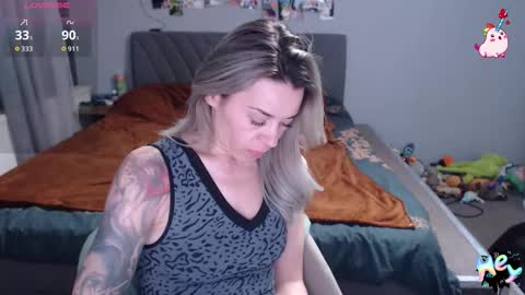 Snapshot of anna_ana chatting on 29, 10, 2025 Anadirectgirl online show from 29, 10, 2025