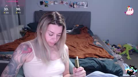 Snapshot of anna_ana chatting on 15, 11, 2025 Anadirectgirl online show from 15, 11, 2025