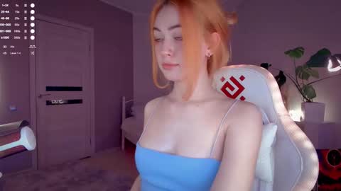 Snapshot of anna_bronson chatting on 21, 9, 2025 Anna online show from 21, 9, 2025