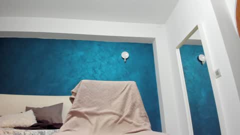 Anna online show from 13, 1, 2025