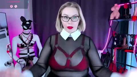 Snapshot of anna_maxwell chatting on 3, 2, 2026 Anna online show from 3, 2, 2026