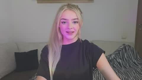 Snapshot of anna_nickol chatting on 18, 3, 2026 Anna online show from 18, 3, 2026