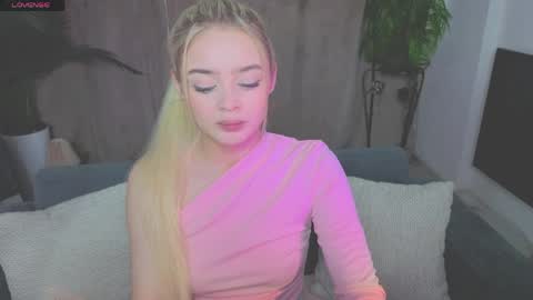 Snapshot of anna_nickol chatting on 27, 3, 2026 Anna online show from 27, 3, 2026