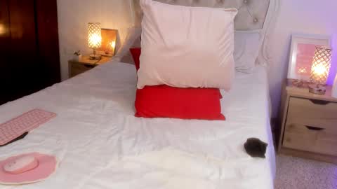 Snapshot of anna_sex_69 chatting on 9, 9, 2025 online show from 9, 9, 2025