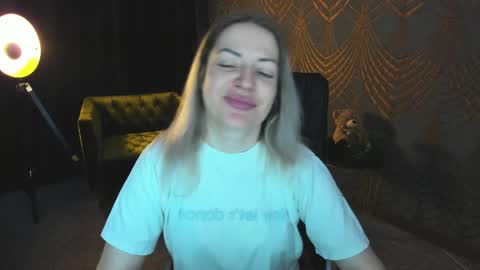 Snapshot of anna_snow9 chatting on 1, 4, 2026 anna_snow9 online show from 1, 4, 2026