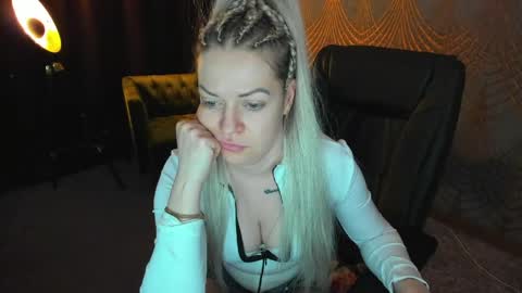Snapshot of anna_snow9 chatting on 21, 4, 2026 anna_snow9 online show from 21, 4, 2026