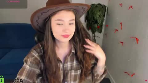 Snapshot of anna_way chatting on 27, 4, 2026 Anna GMT 2 Mon-Wed Sat 0300am-0900am Thu 1100AM-300PM online show from 27, 4, 2026