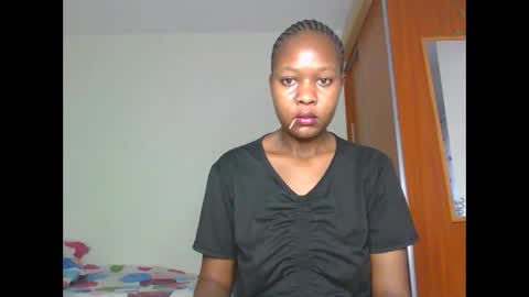 Snapshot of annabelle_doll8 chatting on 18, 9, 2025 Bell online show from 18, 9, 2025