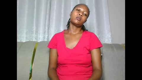 Snapshot of annabelle_doll8 chatting on 9, 10, 2025 Bell online show from 9, 10, 2025