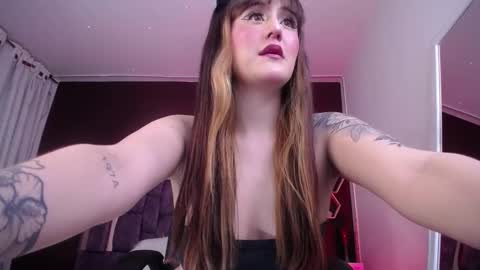 Snapshot of annabellegron chatting on 21, 11, 2025 Anna online show from 21, 11, 2025