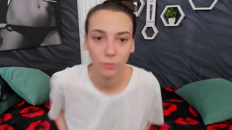 annabishop online show from 23, 2, 2025