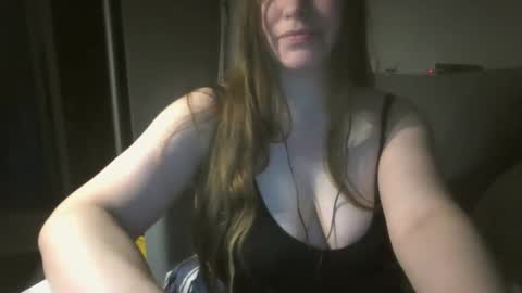 annadiamond1 online show from 7, 3, 2025