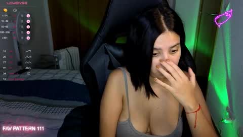 Snapshot of annadolll chatting on 27, 10, 2025 OF          twitter  annadangerx pornhub    online show from 27, 10, 2025