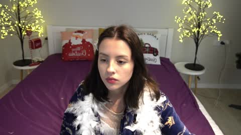 Snapshot of annaelys chatting on 5, 1, 2025 Anna online show from 5, 1, 2025