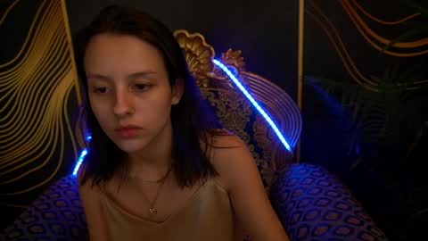 Snapshot of annaelys chatting on 1, 2, 2025 Anna online show from 1, 2, 2025