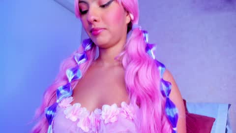 annafoox_ online show from 3, 12, 2024