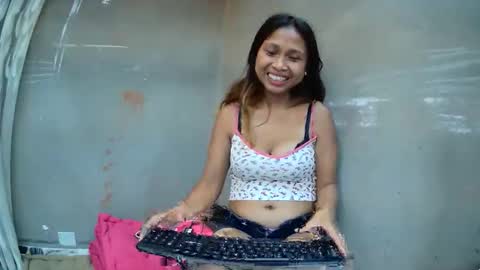 Snapshot of annah_maru chatting on 16, 4, 2026 Annah maru online show from 16, 4, 2026