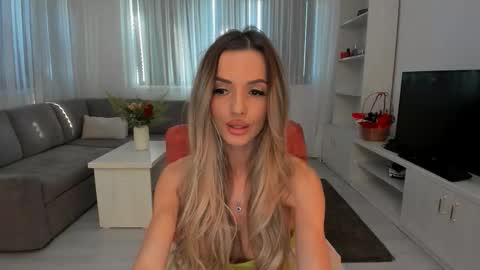 Snapshot of annaise_ chatting on 13, 3, 2026 annaise online show from 13, 3, 2026