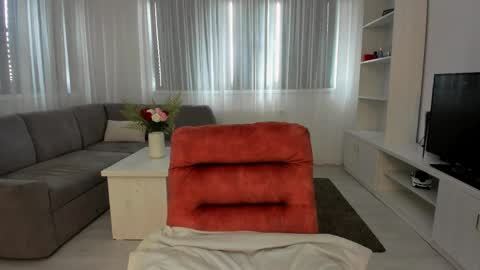 Snapshot of annaise_ chatting on 10, 4, 2026 annaise online show from 10, 4, 2026