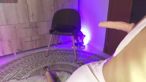 Snapshot of annakimm1 chatting on 8, 5, 2026 Anna online show from 8, 5, 2026