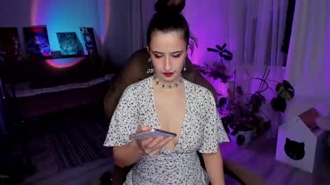 annalluring online show from 23, 1, 2025