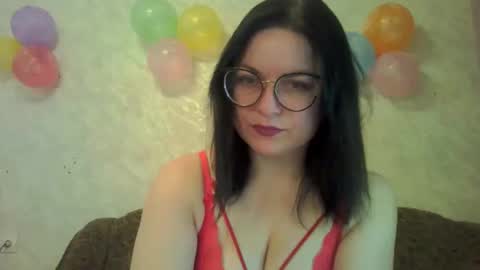 Snapshot of annaohrise chatting on 4, 3, 2026 AnnaOhRise online show from 4, 3, 2026
