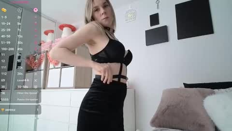 Snapshot of anne_willow_ chatting on 24, 3, 2026 Anne Willow online show from 24, 3, 2026