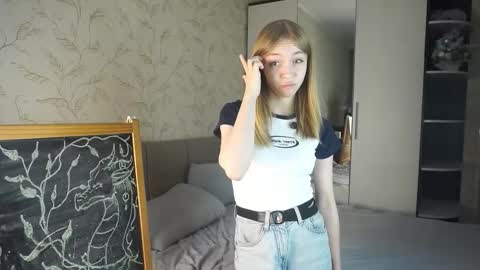 Snapshot of annettaregino chatting on 23, 10, 2025 Eva online show from 23, 10, 2025
