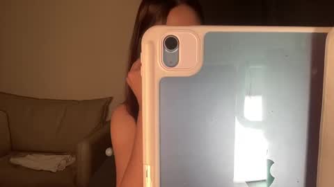 Annette 03 online show from 30, 9, 2025