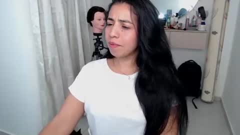 Snapshot of anngela01 chatting on 7, 3, 2026 anngela online show from 7, 3, 2026