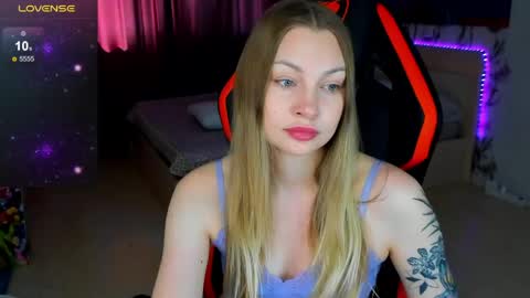 Snapshot of annie69kiss chatting on 23, 3, 2026 Annie online show from 23, 3, 2026