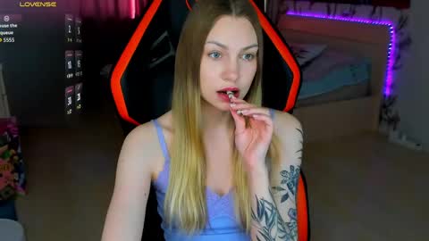 Snapshot of annie69kiss chatting on 10, 5, 2026 Annie online show from 10, 5, 2026