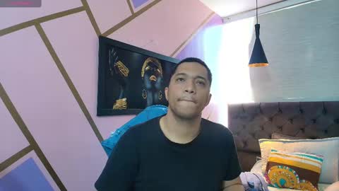 Annie lii online show from 11, 11, 2025