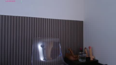 Snapshot of annie_paradisee chatting on 11, 4, 2026 Annie online show from 11, 4, 2026