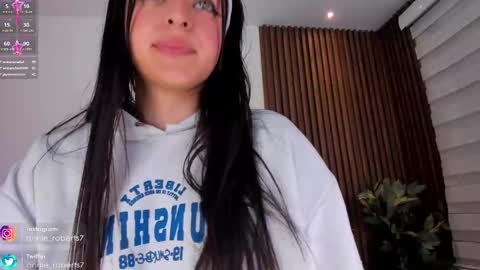 Snapshot of annie_roberts7 chatting on 17, 12, 2024 Annie Roberts online show from 17, 12, 2024