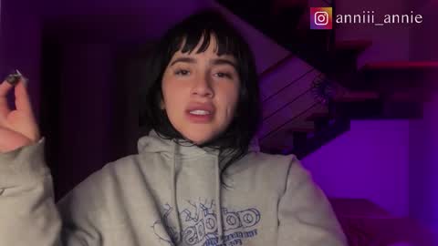 JEANNE no olvides seguirme dont forget follow me  uu online show from 8, 1, 2026